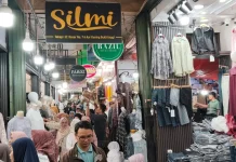 Pasar Aur Kuning Bukittinggi Mulai Ramai Pembeli