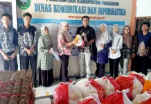 Diskominfo Pasaman Salurkan Zakat dan Infak kepada Pegawai Non-ASN