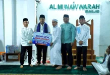 Safari Ramadan di Masjid Al Munawwarah, Wagub Vasko Salurkan Hibah Rp73 Juta