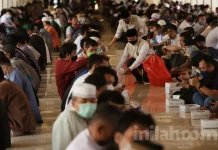 Nikmatnya Berbuka Puasa Bersama
