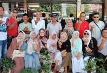 Alumni SMPN 1 Lengayang 88 Seru di Densico Cafe