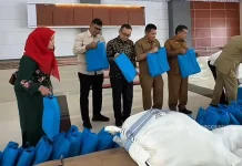 Presiden RI Serahkan Bantuan Perlengkapan Ibadah untuk Korban Bencana di Agam