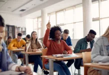Rajin Nugas tapi Nggak Paham? Ini Masalah Sistem Belajar yang Jarang Disadari