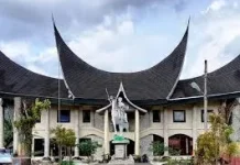 Planetarium Equator Bonjol, Wisata Astronomi di Garis Khatulistiwa