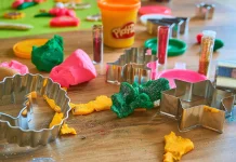 Sejarah Play-Doh Dari Pembersih Menjadi Mainan Legendaris