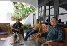 Babinsa Guguk Pererat Silaturahmi dengan Warga Nagari Mungka!