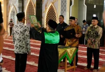 Wali Kota Hendri Arnis Lantik Pengurus BPIC, Tekankan Kemandirian Masjid