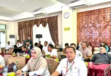 Kadiskop UKM Agam Hadiri Seminar Ekonomi Sumbar 2026