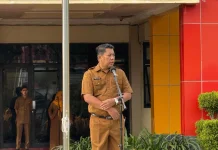 Apel Gabungan Pemkab Agam, Sekda Tekankan Disiplin dan Kesiapan