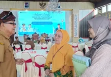 Prof. Dr. ike Revita,SS.M.Hum.CRP; Kampus Kunci Pemajuan Budaya Minangkabau Sumbar