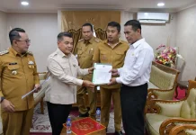 Bupati Agam Perjuangkan Pemulihan Lahan Pertanian Pascabencana pada Mentan