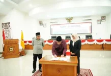Rapat Paripurna DPRD, Ranperda Pajak Daerah dan Retribusi Daerah Disetujui Jadi Pe