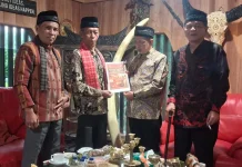 KAN Gurun Serahkan Perkan ke BPRN Susun Adat