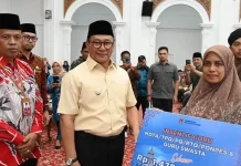 Pemko Bukittinggi Salurkan Insentif Guru Keagamaan, dan Garin