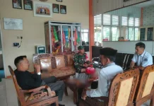 Babinsa Akabiluru Imbau Warga Waspadai Cuaca Ekstrem Sungai Beringin