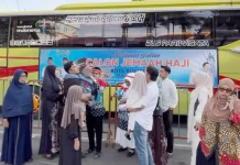 Sebanyak 255 Jemaah Haji Bukittinggi Berangkat menuju Embarkasi Padang
