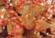 Jengkol Balado Khas Minangkabau , gurih dan beraroma khas
