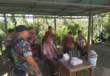 Babinsa Kapur IX Bahas Patroli Bersama Warga dan Sekolah di Muaro Paiti