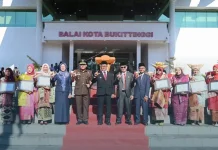 Pemko Bukittinggi Gelar Upacara Hardiknas 2026, Wako Bacakan Pidato Mendikdasmen