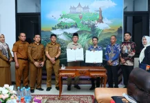 Wali Kota Zulmaeta Teken MoU dengan Tiga Perguruan Tinggi dan BNN