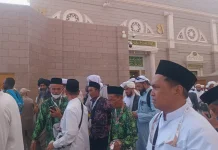Antusiasme Tinggi Jemaah Sumbar Ziarah Raudhah Madinah