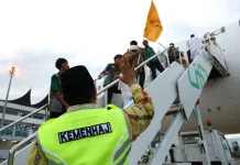 Terbang Ke Jeddah, Jemaah PDG 13 Diingatkan Jaga Stamina