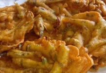 Godok Bada, "Gorengan Minangkabau dengan Aroma Daun Kunyit"