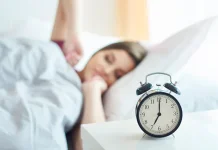 Membiasakan Tidur Tepat Waktu