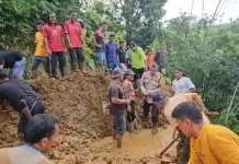Dua Ribu Warga Situjuah Ladang Laweh Terisolasi, DPRD Desak Pemda Kirim Alat Berat