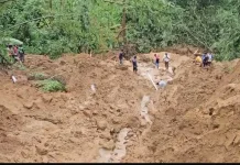 Jalan Situjuah Amblas Mirip Sinkhole Isolasi Ribuan Warga