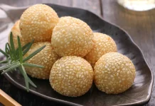 Resep Onde-Onde Isi Kacang Hijau Jajanan Tradisional Favorit Keluarga yang Renyah