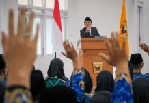 Bupati Eka Putra Lantik, dan Serahkan SK 46 Orang PNS Formasi Tahun 2024