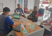 Babinsa Pangkalan Imbau Warga Waspada Cuaca Kesehatan