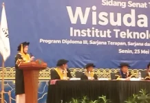 Rektor ITP Dorong Wisudawan Berpengalaman Internasional & Kompetitif
