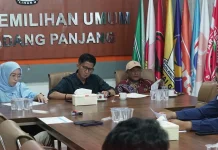 KPU Padang Panjang Evaluasi Anggaran dan Program Kerja di Rapat Pleno