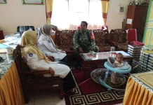 Babinsa Akabiluru Dampingi Program MBG di Sekolah