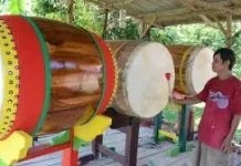Cara Pembuatan Bedug dari Kulit Hewan