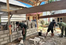 Satgas Karya Bakti TNI AD Mentawai  Pacu Rehab RTLH, Tahap Dinding Segera Rampung