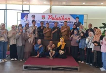 UMKM Bukittinggi Berbenah Lewat Pelatihan Dede Suriady Harahap