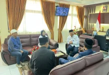 Ketua  KAN Aur Kuning Beserta JaJarannya Berkunjung ke RRI Bukittinggi