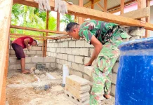 Karya Bakti TNI AD Hadirkan MCK untuk Mentawai
