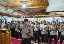 Ibunda Kapolres Pessel Wafat, Wakapolres Pessel Pimpin Sholat Ghaib di Painan