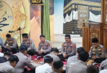 Doa Bersama Polres Pessel Mengiringi Kepergian Ibunda Kapolres Tercinta