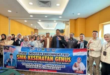 SMK Kesehatan Genus Kunjungi Cyberjaya Hospital Malaysia
