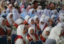 49 Siswa MIS REY Padang Panjang Khatam Al-Qur'an dan Wisuda Tahfiz Angkatan XXXI