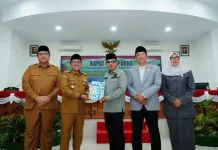 Bupati Sampaikan Jawaban dan Tanggapan atas Pertanyaan 8 Fraksi DPRD