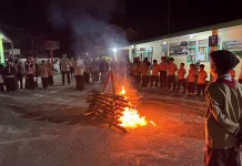 Malam Api Unggun Persami SDN 14 PPB Kobarkan Semangat Pramuka