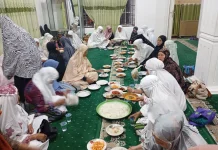 Mesjid Aur Kuning Bukittinggi Peringati 1 Muharam denga  Ust Arifin Hendra