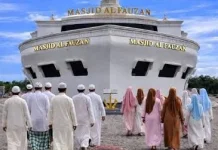 Masjid Berbentuk Kapal di Kataping Sumbar Menjadi Ikon Wisata