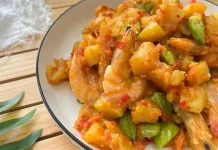 Sambalado  udang kantang patai lamak bana
